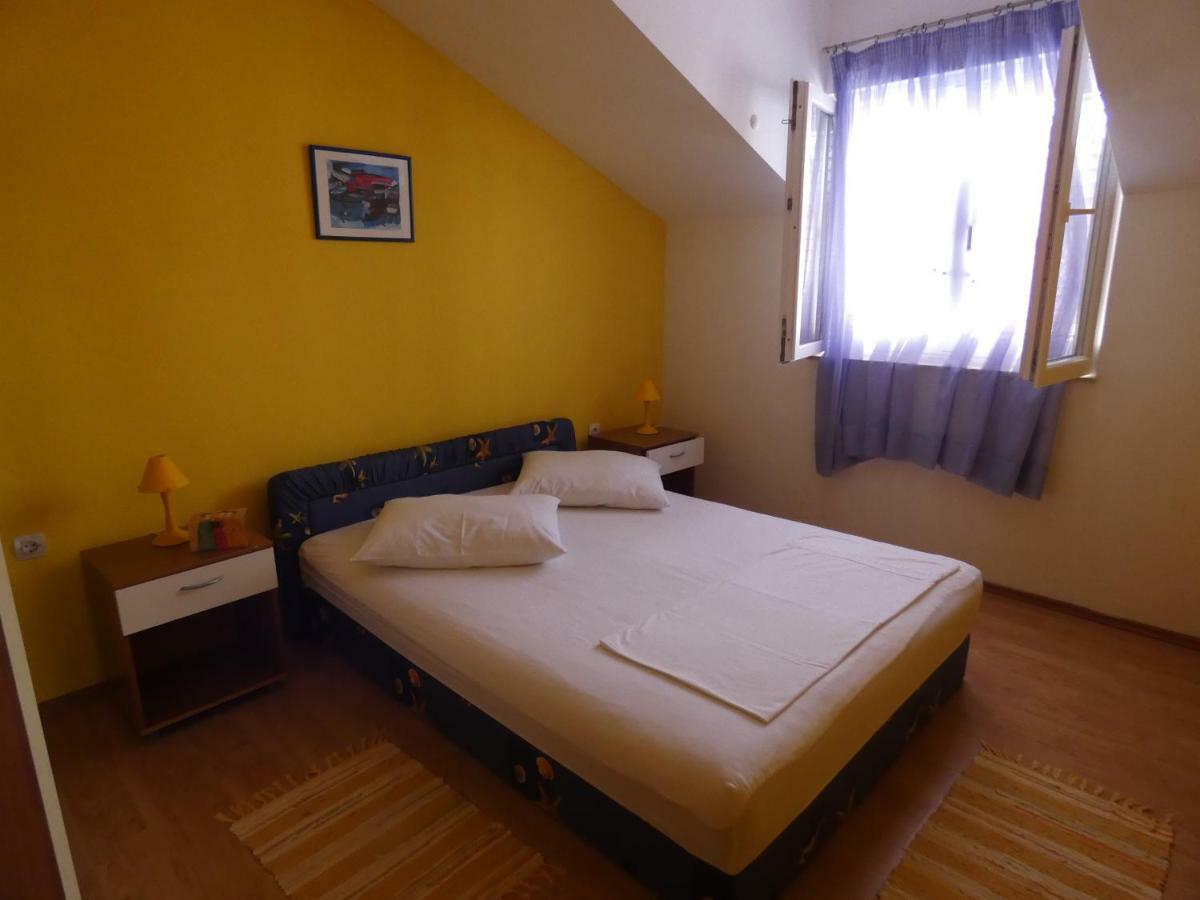 Apartmani Saric Rogoznica Zecevo Exterior photo