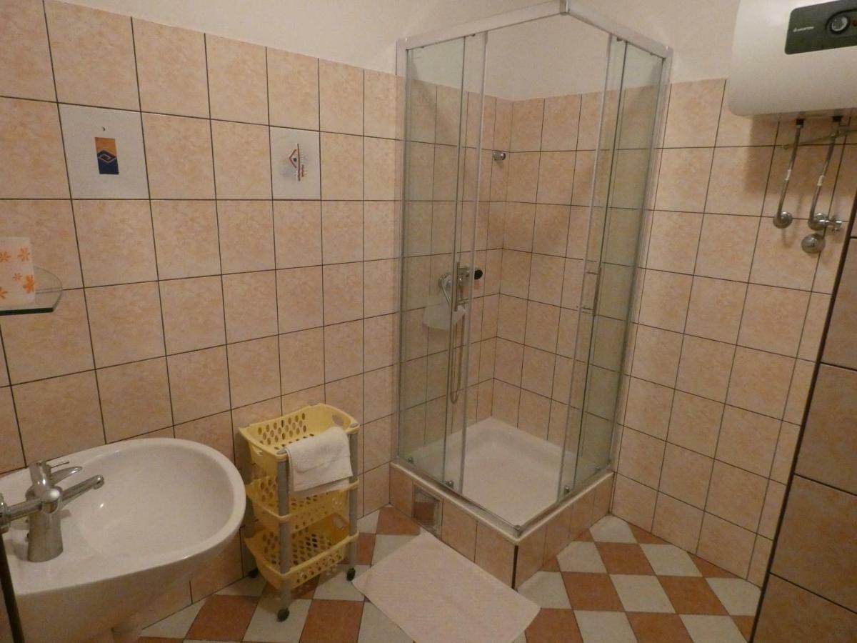Apartmani Saric Rogoznica Zecevo Exterior photo