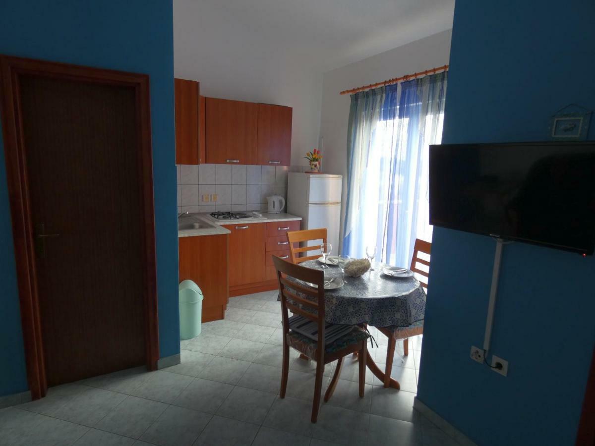 Apartmani Saric Rogoznica Zecevo Exterior photo